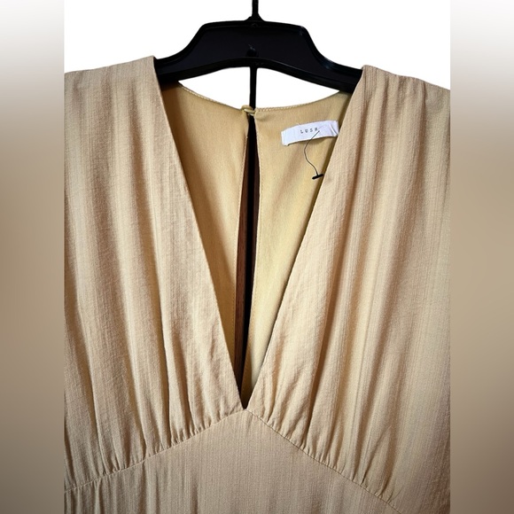 NWOT Lush Yellow Cap Sleeve Jumpsuit - Picture 6 of 15